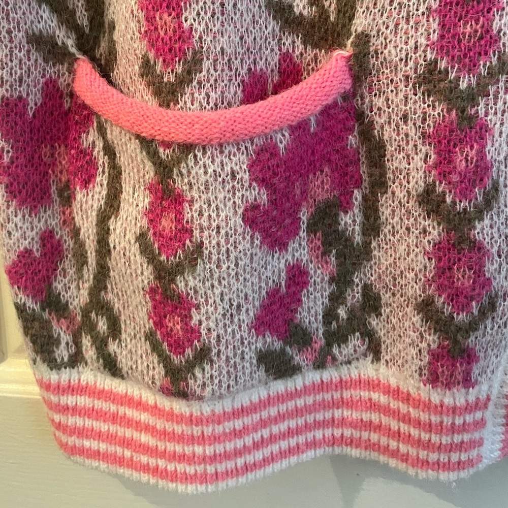 💖Floral & Stripe Knit Sweater💖 - Picture 6 of 15